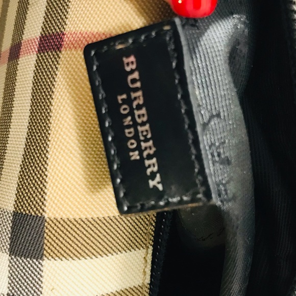 ❌SOLD❌ Burberry London Mini Hobo Bag -Vintage - Picture 7 of 16